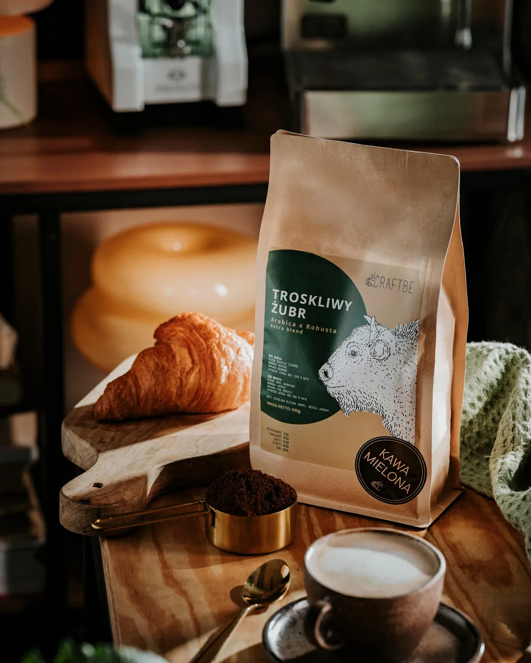 Kawa mielona CRAFTBE, Troskliwy Żubr 500 g z naklejką KAWA MIELONA, zmielona kawa w miarce
