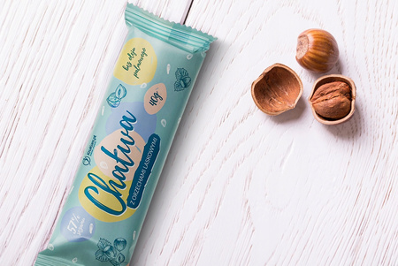 Krukam Baton Chałwowy z Orzechami Laskowymi 40g