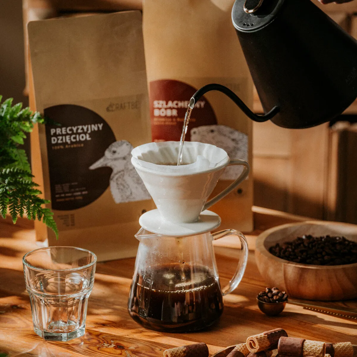 Precyzyjny Dzięcioł 1 kg, Dzięcioł i Bóbr przy V60